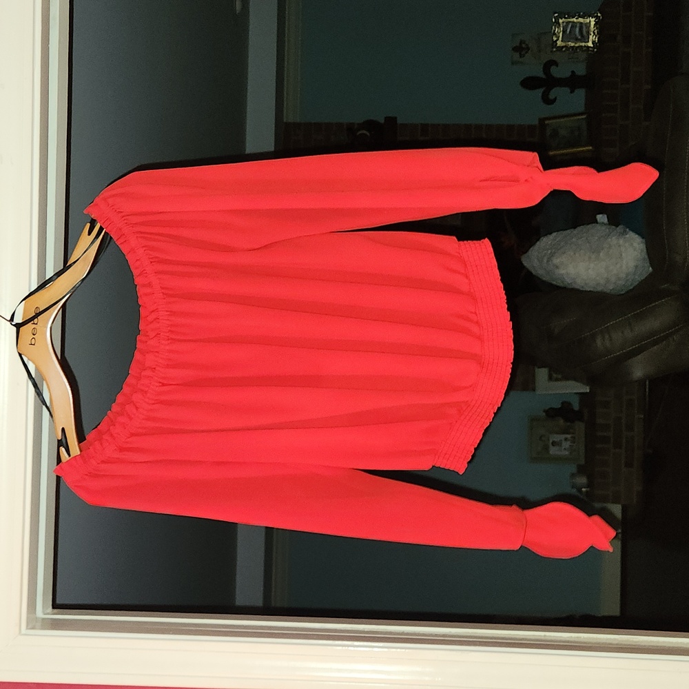 bebe® Red Off The Shoulder Blouse 💞 Medium
